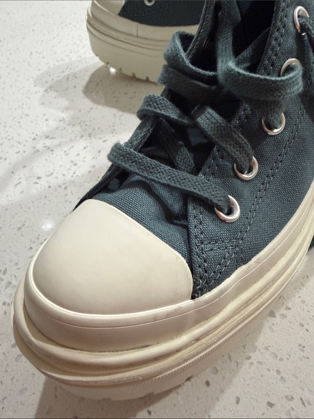 Converse Run Star Hike Platform High-Top Sneakers - Green - Picture 4 of 7
